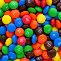 Килограмм драже M&Ms